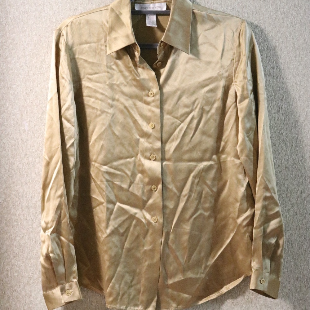 Silk Gold Women's Button Down